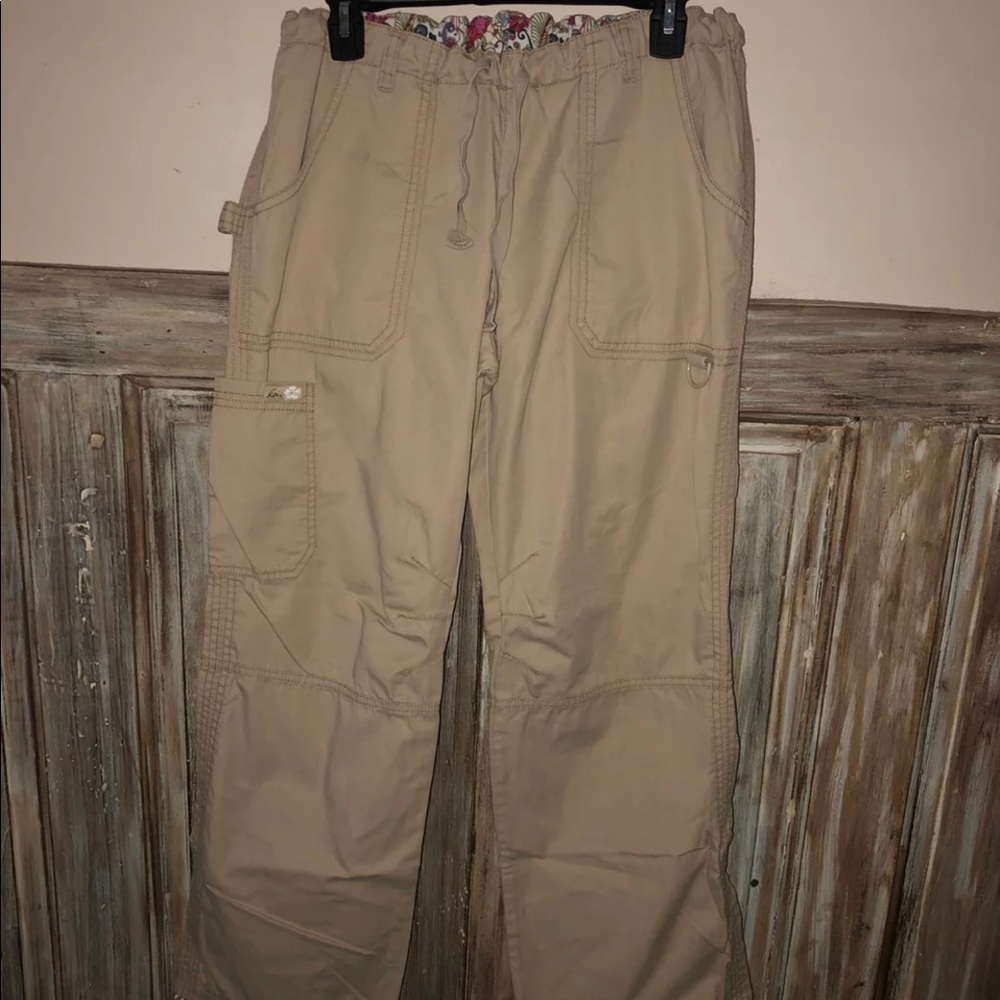 ❌Sold on Mercari❌Koi “Lindsay” Scrub Pants